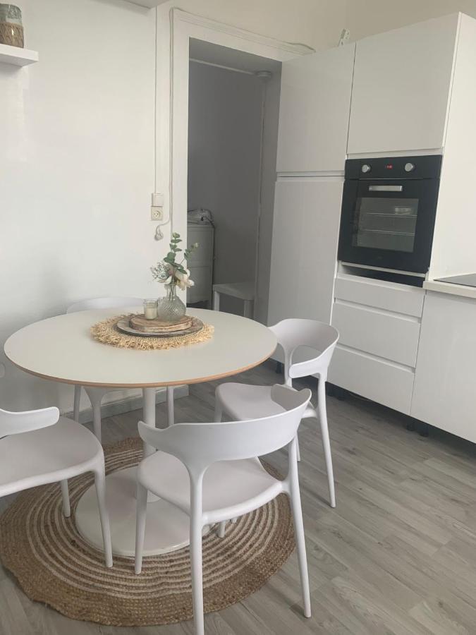 Charmante Petite Maison Maubeuge Buitenkant foto