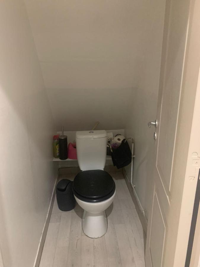 Charmante Petite Maison Maubeuge Buitenkant foto